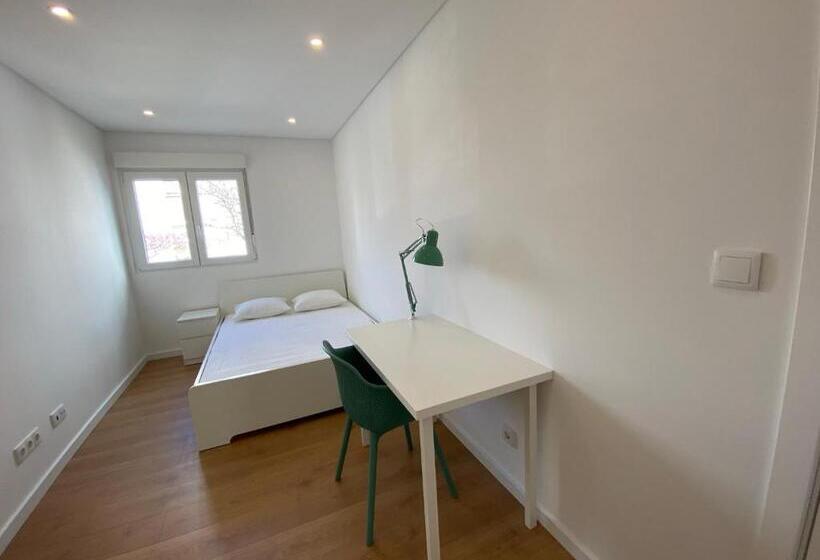 Standard room with outdoor bath, Carcavelos Beach Walking Distance Room