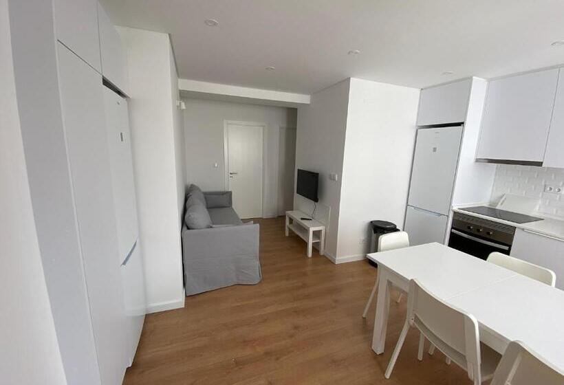 Номер Стандарт, Carcavelos Beach Walking Distance Room