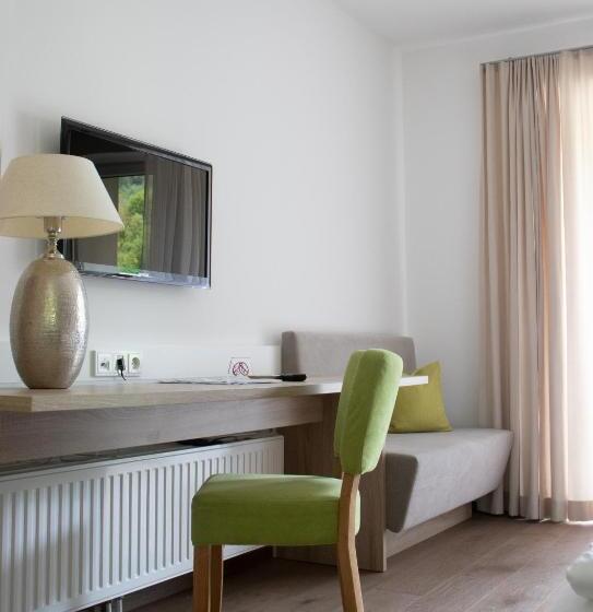 Номер Deluxe с Балконом, Gasthof Pension Schütz