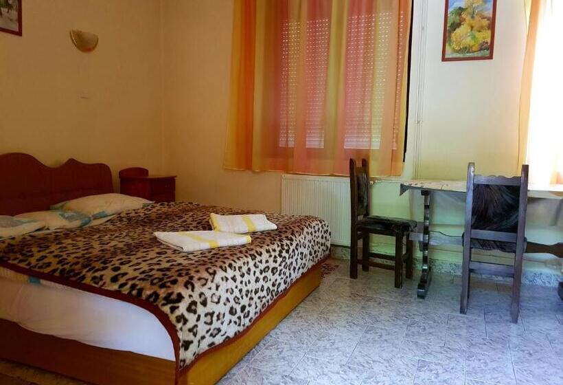 Апартаменты 1 Спальня, Róza Hotel és Apartmanház