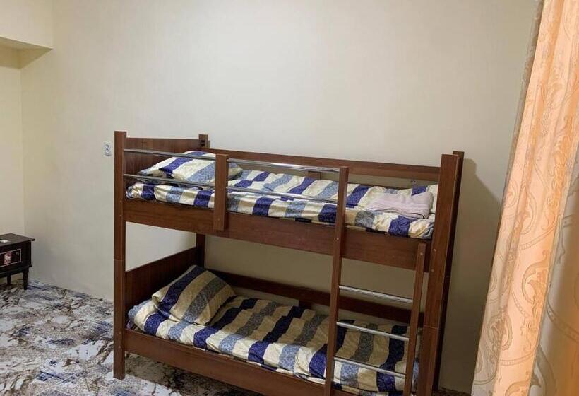 تختخواب در اتاق مشترک, Adora Hostel Paid Airport Pick Up And Drop Off Guide Services!