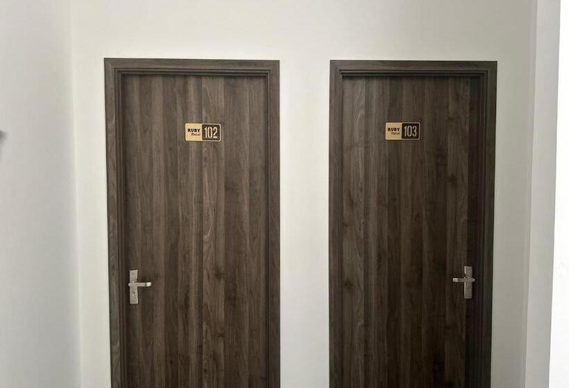 اتاق استاندارد با تخت بزرگ, Ruby Motel Bà Rịa