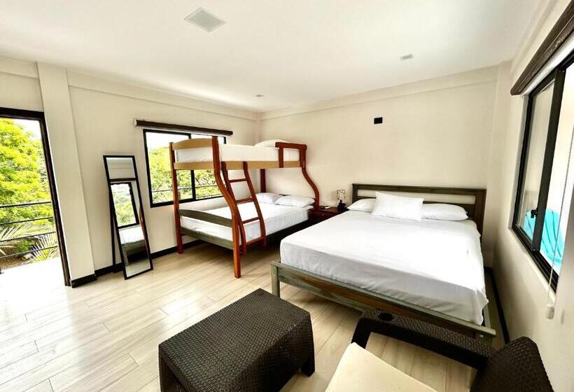주니어 스위트 발코니, Ocean Drive Lodge