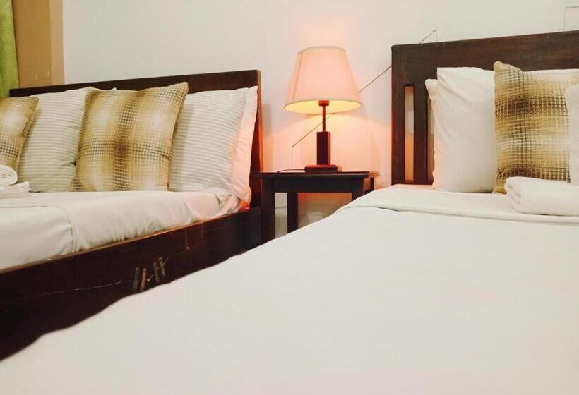 اتاق سوپریور چهار تخته, Mariana Condotel