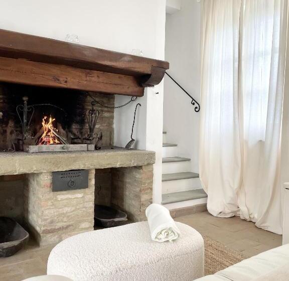 스탠다드 룸 풀장 전망, Agriturismo Antica Corte