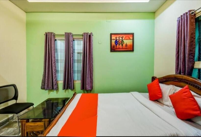 스탠다드 룸 킹사이즈 침대, Moon Light Premium Bhubaneswar