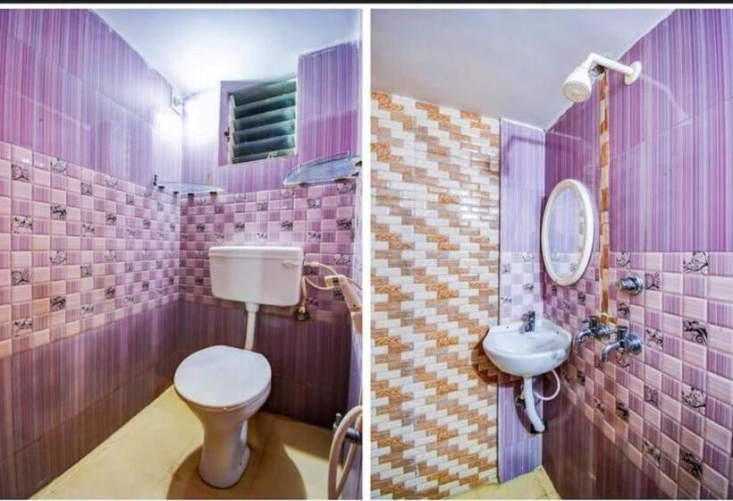 스탠다드 룸 킹사이즈 침대, Moon Light Premium Bhubaneswar