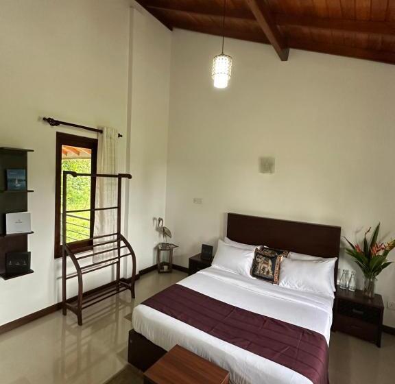 Номер Стандарт Совместная Ванная, Weligama House