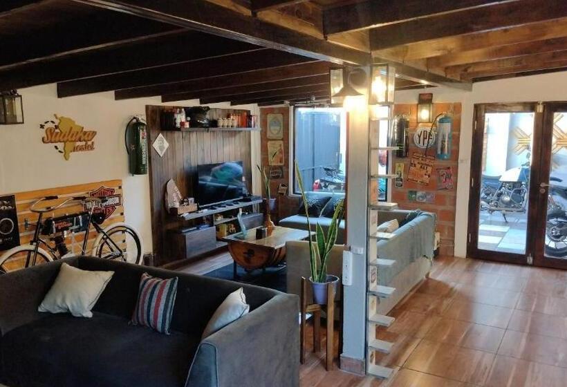 Кровать в Общей Комнате, Hostel Acogedor Cerca De Posadas