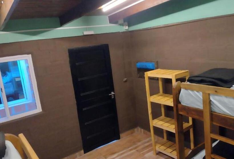 Кровать в Общей Комнате, Hostel Acogedor Cerca De Posadas