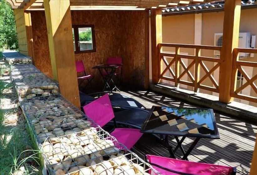 Номер Стандарт, Domaine Les Gendalis