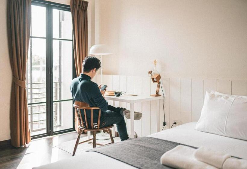 Номер Deluxe Кровать Кинг, Within Korat Sawairiang