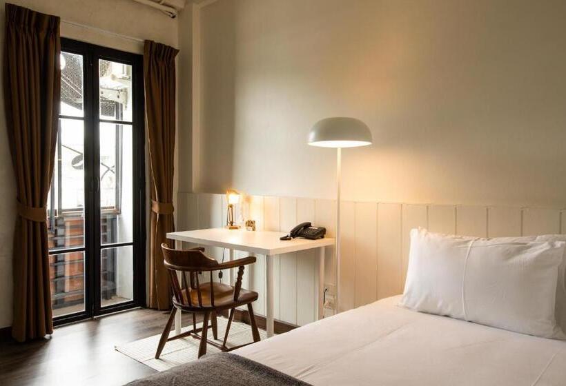 Номер Deluxe Кровать Кинг, Within Korat Sawairiang
