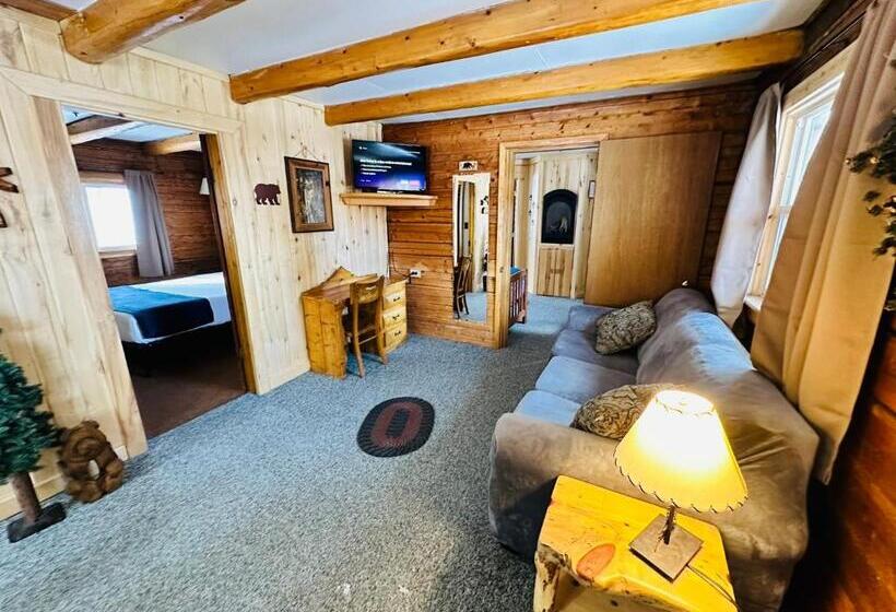 Family Suite, Ute Bluff Lodge, Cabins And Rv Park