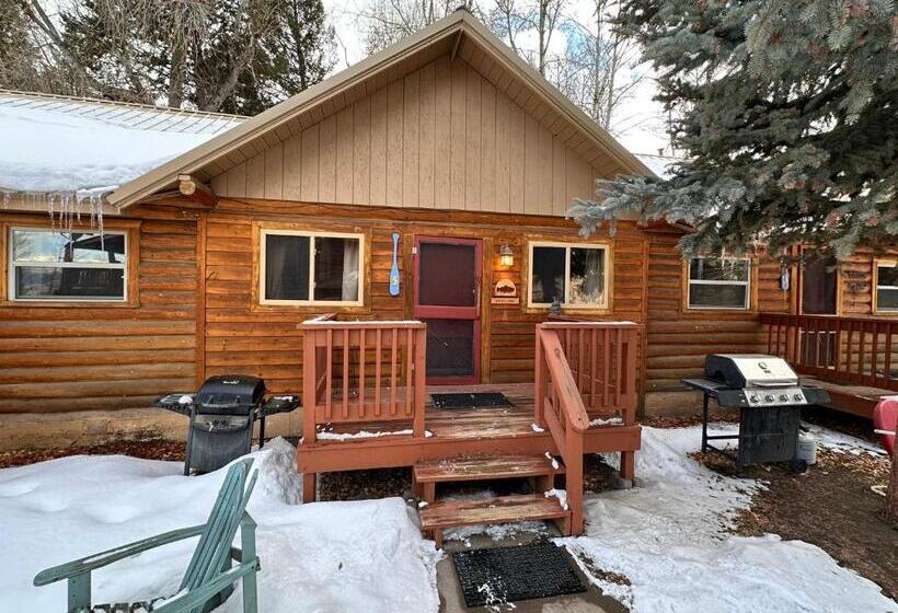 Люкс Повышенной Комфортности, Ute Bluff Lodge, Cabins And Rv Park