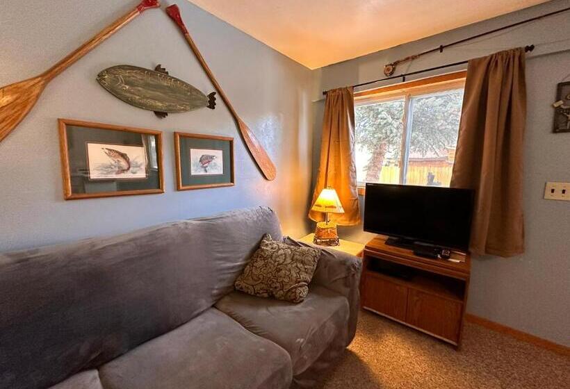 Люкс Повышенной Комфортности, Ute Bluff Lodge, Cabins And Rv Park