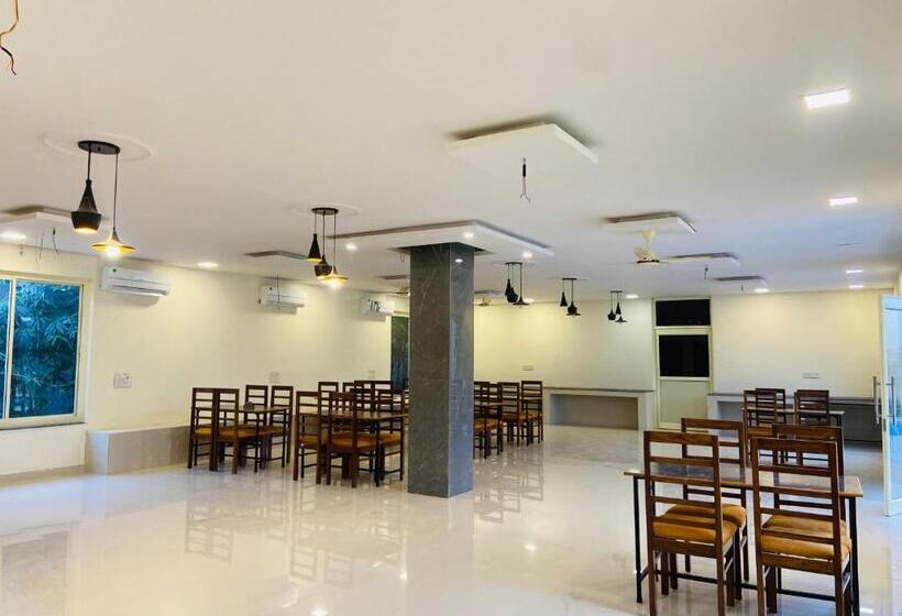 Номер Стандарт, New Corbett Hotel And Resort