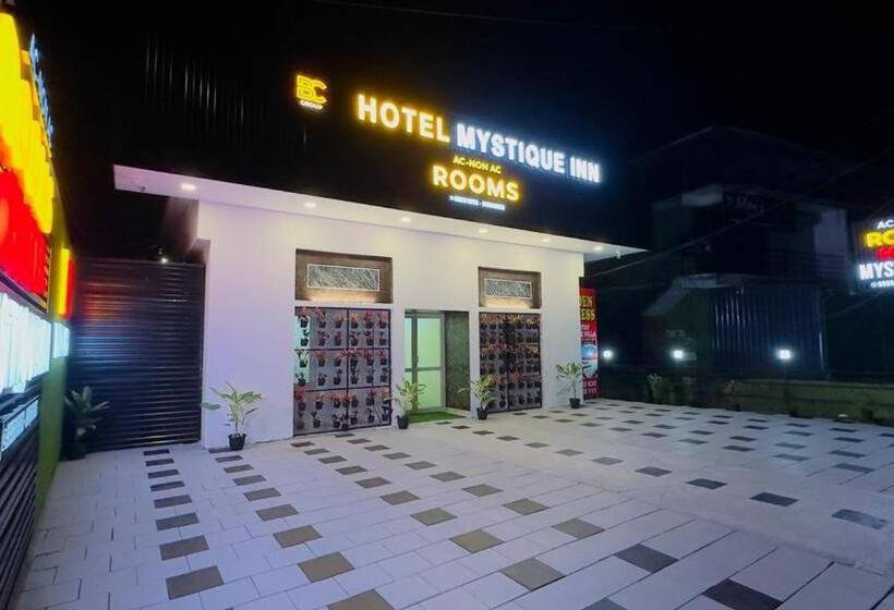 Семейный Номер, Mystique Inn Wayanad