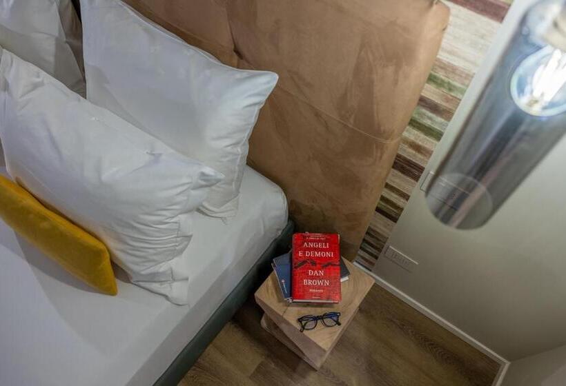 اتاق استاندارد, Hi Room