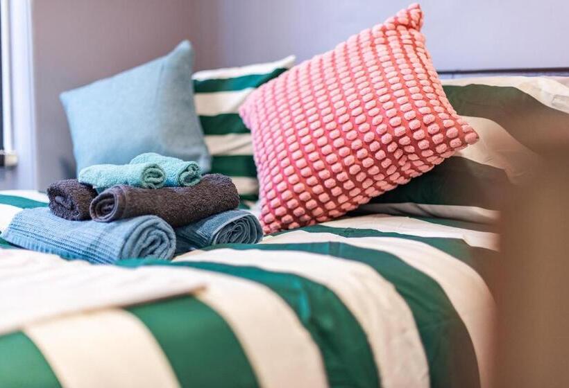 اتاق استاندارد, Heart Of Maidstone   Premium Double Rooms With Free Wi Fi