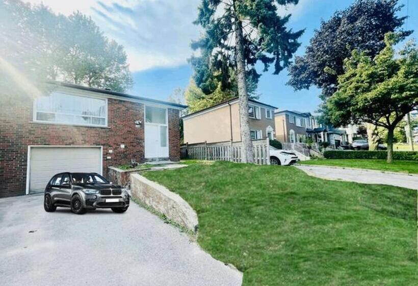 高级套房, Luxury Villas In Ajax And Scarborough