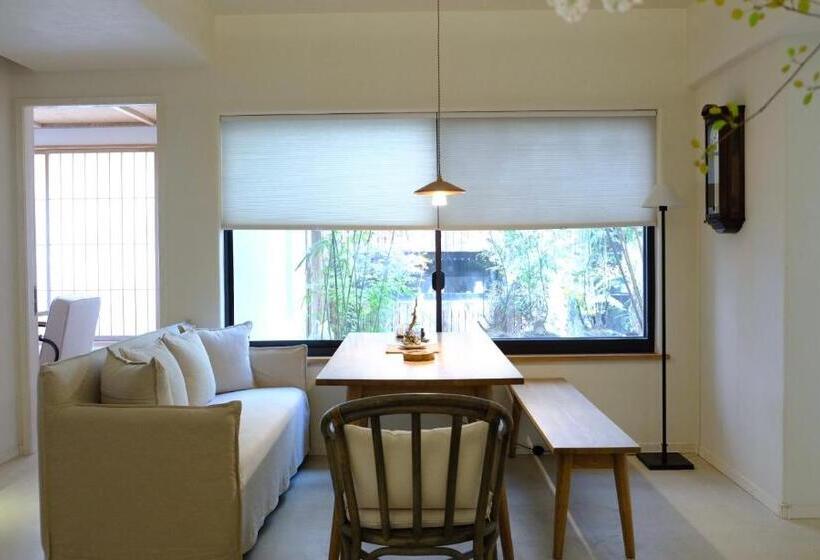 Номер Deluxe, Craft House