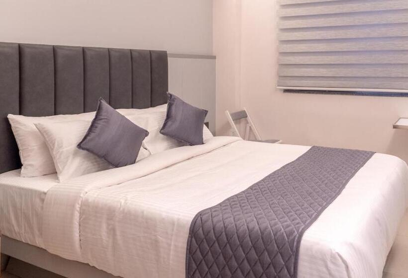 اتاق استاندارد یک نفره, Deltin Hotels Hyderabad