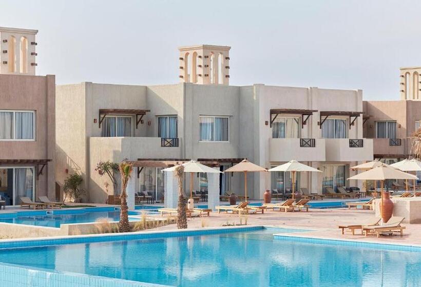 سوییت جونیور, True Beach Resort