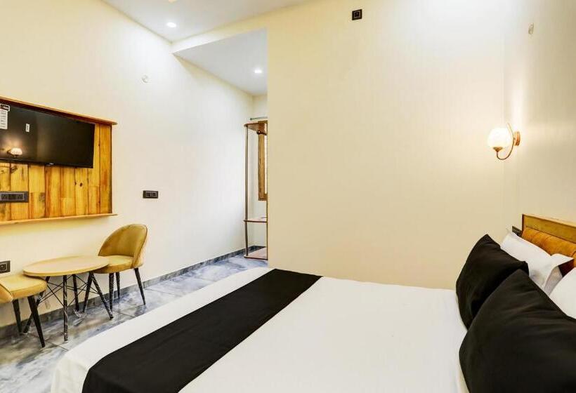 Трехместный Номер Классика, Oyo Hotel Ganga Safari