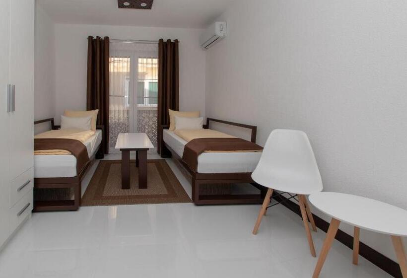 דירה בת חדר שינה 1 עם מרפסת, Hazam Apartmani