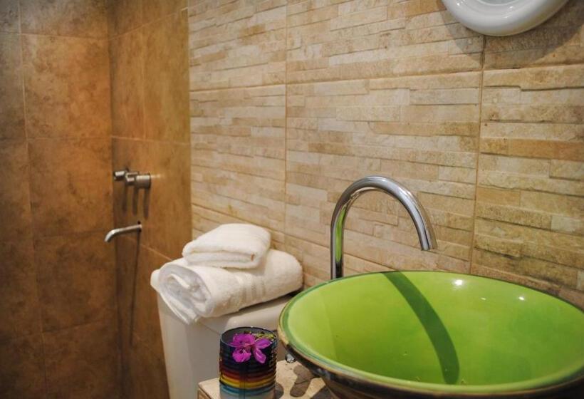 اتاق استاندارد, Hostel Hola Ola