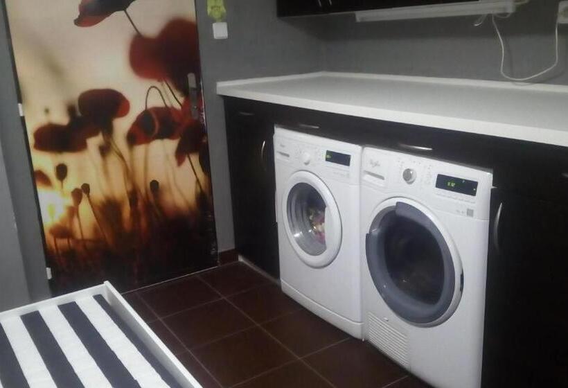 带1个卧室的豪华公寓, Apartmán V Suterénu