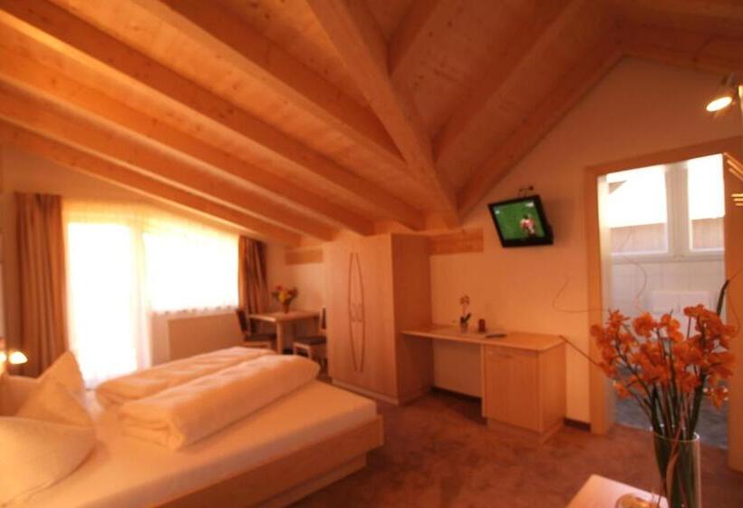 آپارتمان 3 خوابه, Haus Brigitte