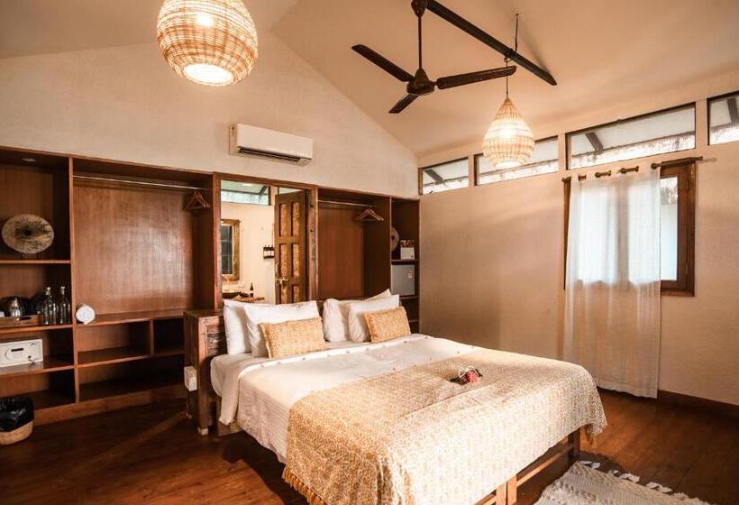 标准间侧面带海景, Anahata Retreat Ashvem Goa