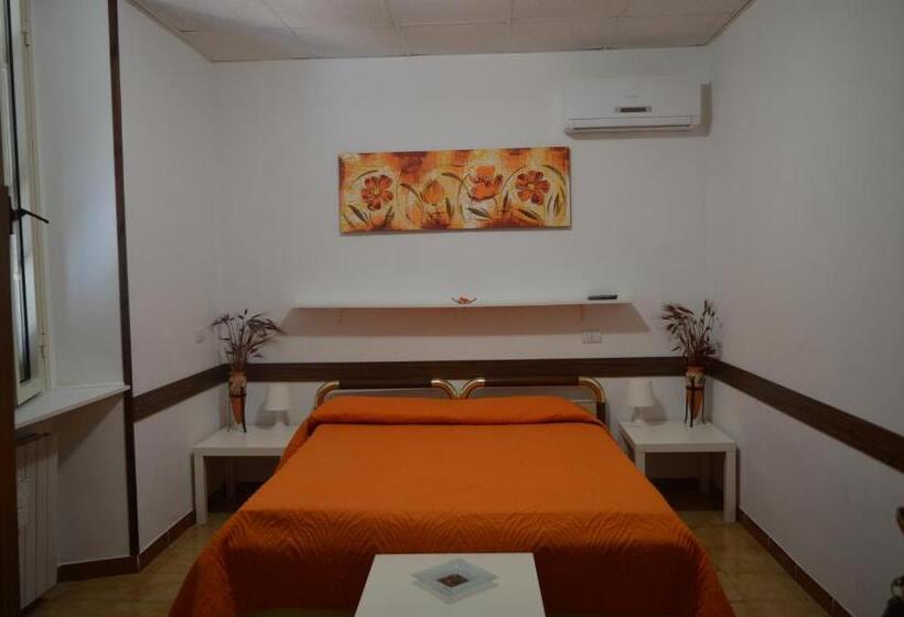 标准间, Albergo Ollolai