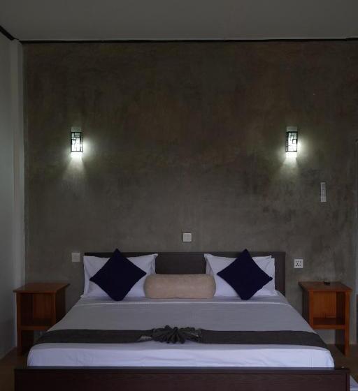 四人标准间, Sigiriya Cottage