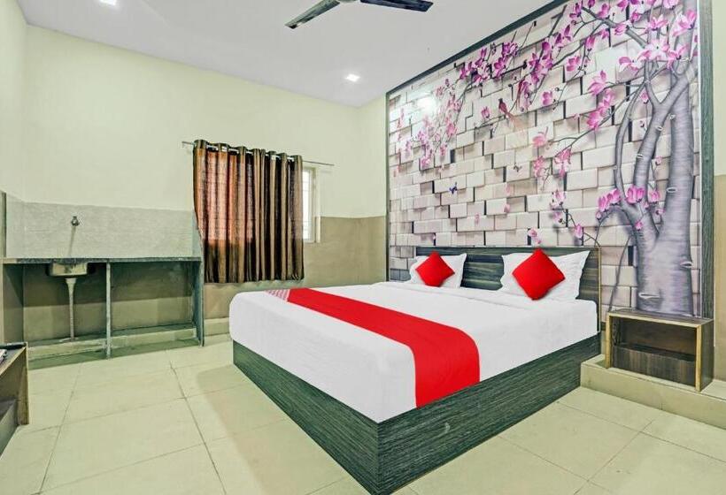 Трехместный Номер Классика, Oyo Flagship 80557 Hotel New Ss Palace