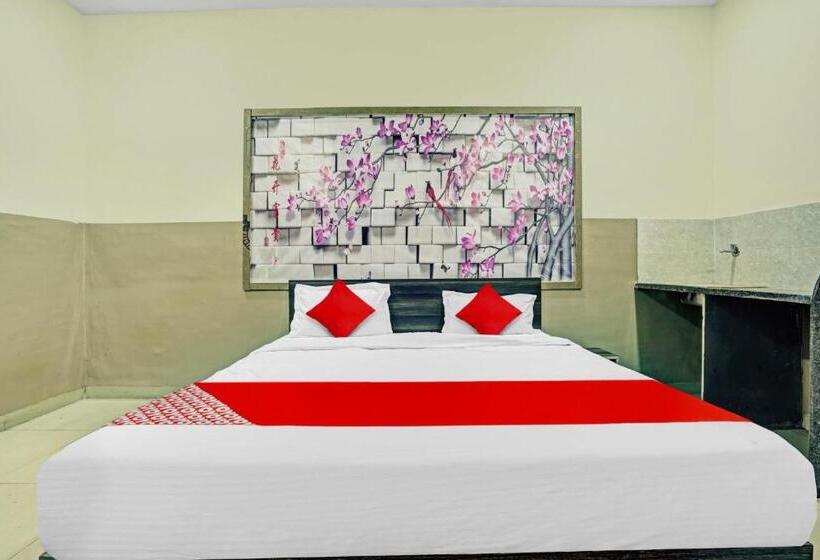 Трехместный Номер Классика, Oyo Flagship 80557 Hotel New Ss Palace