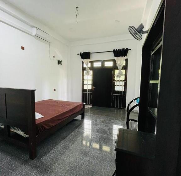 标准间, Cu Villa