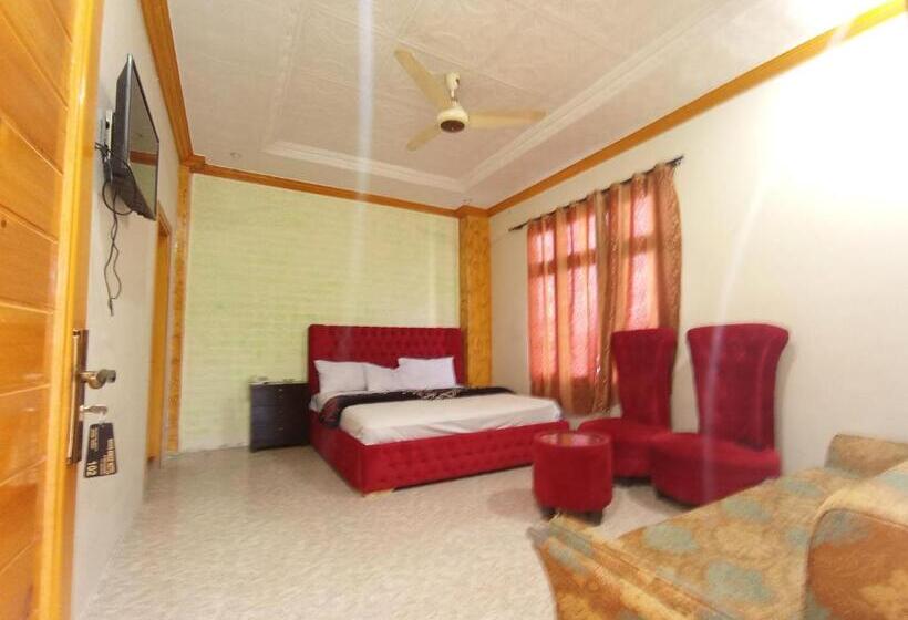 اتاق لوکس, River Breeze Family Hotel, Swat