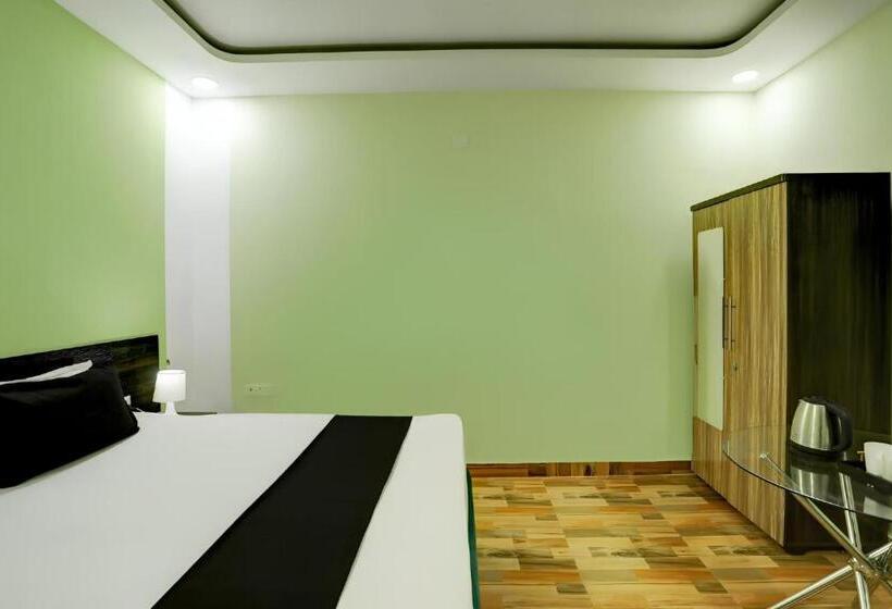 חדר אקונומי, Raisi Residency