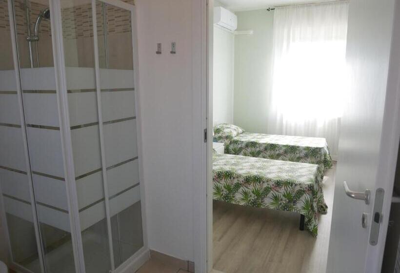 Номер Стандарт Трехместный, Il Giardino Della Quercia
