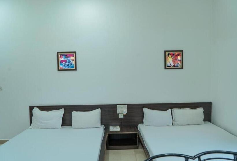 Президентский Люкс, Krishna Garden Hotel & Restaurant