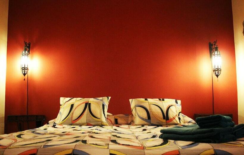 Номер Базовый Двуспальная Кровать, Mia Hostels