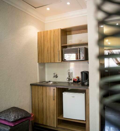 Номер Стандарт, Ons Dorpshuis Guest House