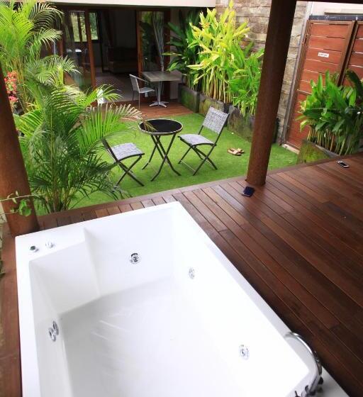 Svit med Jazuzzi, Puri Sabina Bed & Breakfast