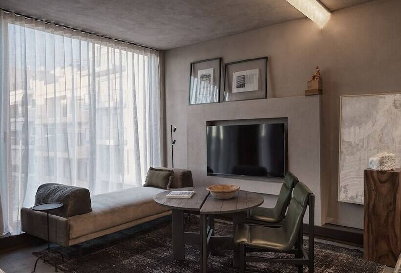Люкс Вид на Город, Monastik Living In Athina