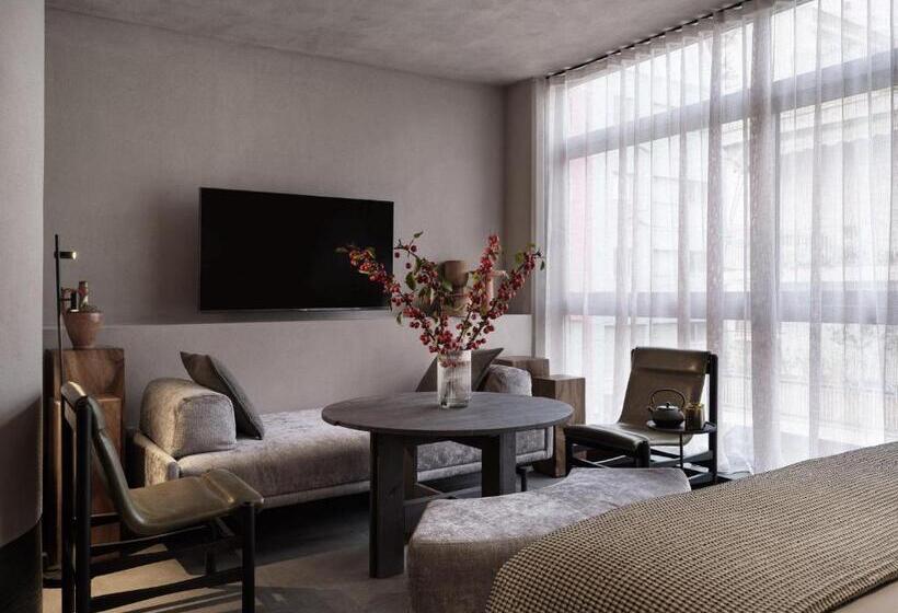Люкс Вид на Город, Monastik Living In Athina