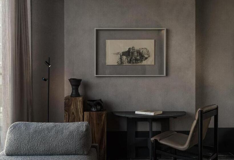 Люкс Вид на Город, Monastik Living In Athina