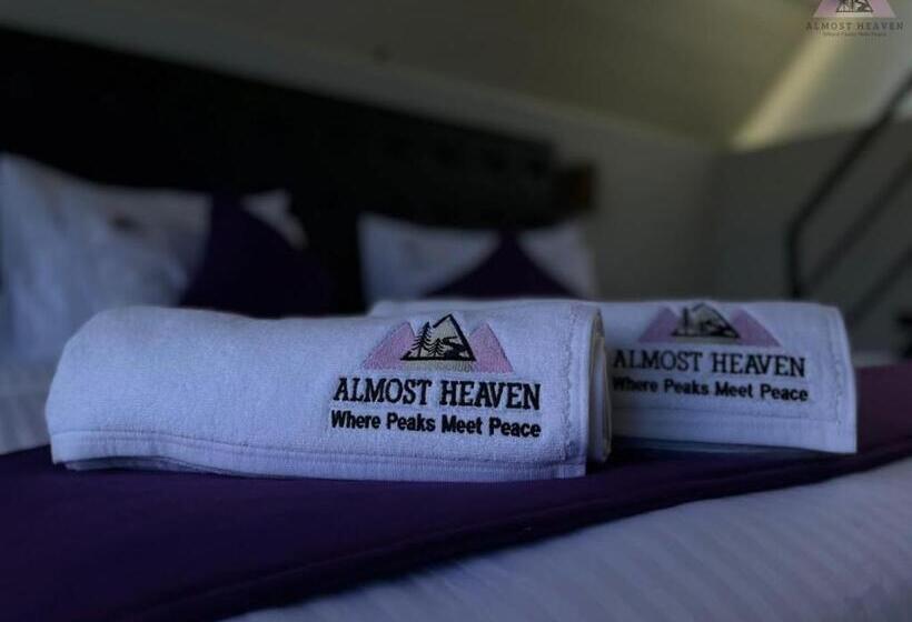 家庭山景房, Almost Heaven
